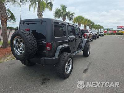 2016 Jeep Wrangler Unlimited Sahara - zdjęcie 3 z 35 - miniatura