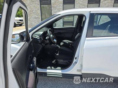 2020 Nissan Kicks S - zdjęcie 6 z 27 - miniatura