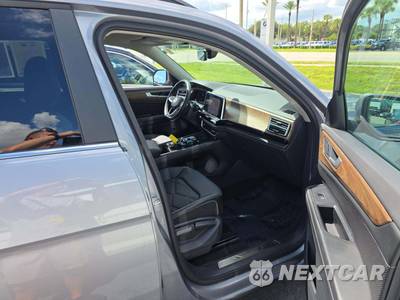 2024 Volkswagen Atlas 2.0T SE w/Technology - zdjęcie 19 z 24 - miniatura