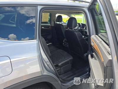 2024 Volkswagen Atlas 2.0T SE w/Technology - zdjęcie 17 z 24 - miniatura