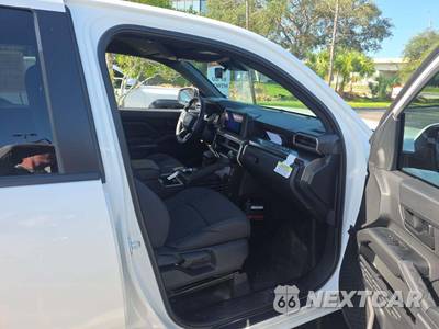 2026 Toyota Tacoma SR5 Crew Cab Medium Bed - zdjęcie 18 z 21 - miniatura