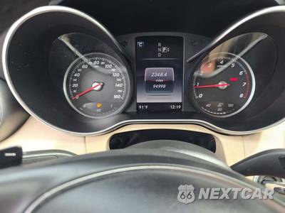 2015 Mercedes-Benz C 300 Sedan - zdjęcie 9 z 31 - miniatura