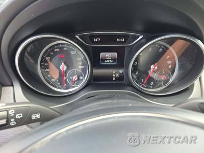 2020 Mercedes-Benz GLA 250 4MATIC - zdjęcie 9 z 26 - miniatura