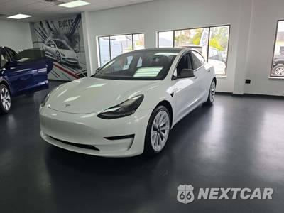 2021 Tesla Model 3 Standard Range Plus - zdjęcie 1 z 36 - miniatura