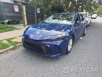 2025 Toyota Camry LE - zdjęcie 1 z 20 - miniatura