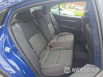 2025 Toyota Camry LE - zdjęcie 16 z 20 - miniatura