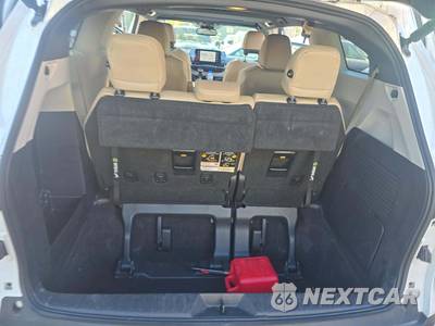 2022 Toyota Sienna XLE 7-Passenger 120.5" WB - zdjęcie 15 z 22 - miniatura