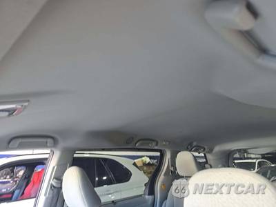 2012 Toyota Sienna LE 8-Passenger 119.3" WB - zdjęcie 11 z 21 - miniatura