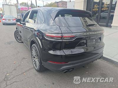 2022 Porsche Cayenne Platinum Edition - zdjęcie 2 z 20 - miniatura