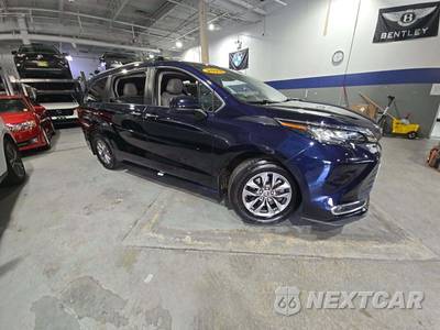 2022 Toyota Sienna XLE 8-Passenger 120.5" WB - zdjęcie 4 z 24 - miniatura