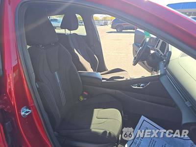 2025 Hyundai Elantra SEL Sport - zdjęcie 18 z 20 - miniatura