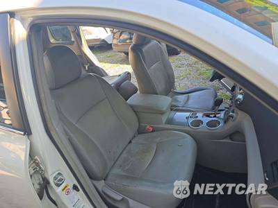 2012 Toyota Highlander SE - zdjęcie 19 z 33 - miniatura