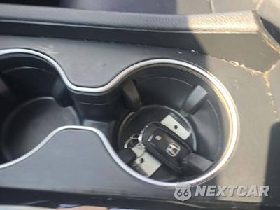 2025 Honda Pilot Touring - zdjęcie 8 z 23 - miniatura