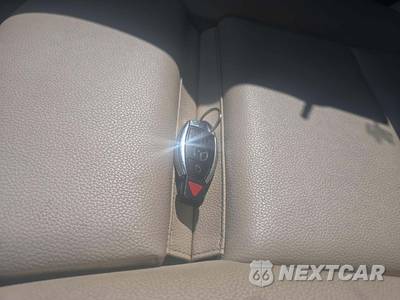 2016 Mercedes-Benz CLA 250 4MATIC - zdjęcie 8 z 28 - miniatura