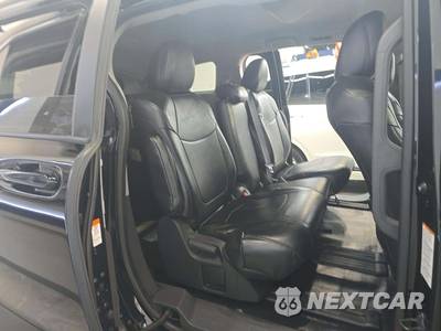 2023 Toyota Sienna LE 8-Passenger 120.5" WB - zdjęcie 17 z 23 - miniatura