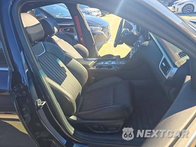 2023 Genesis G70 2.0T Standard - zdjęcie 18 z 20 - miniatura