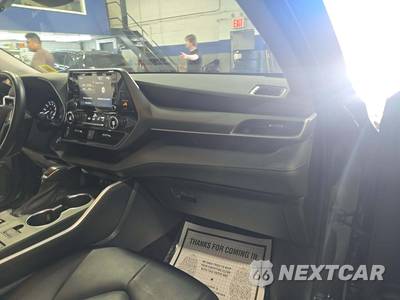 2021 Toyota Highlander XLE - zdjęcie 20 z 28 - miniatura