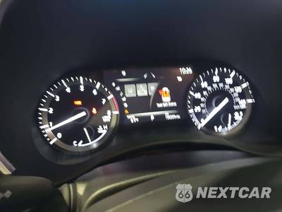 2021 Toyota Highlander XLE - zdjęcie 9 z 28 - miniatura