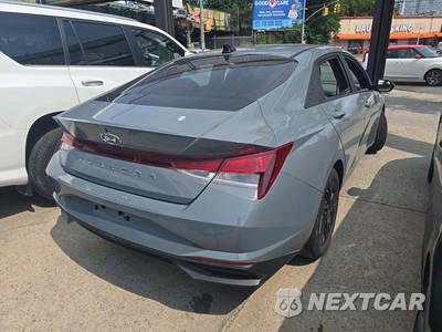 2022 Hyundai Elantra SEL - zdjęcie 3 z 21 - miniatura
