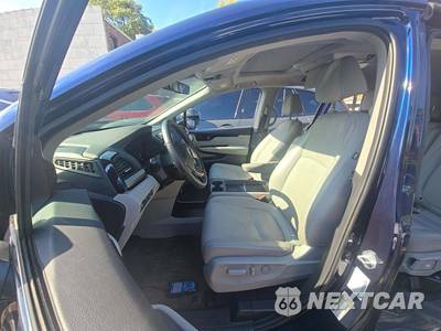 2024 Honda Odyssey Touring 118.1" WB - zdjęcie 6 z 23 - miniatura