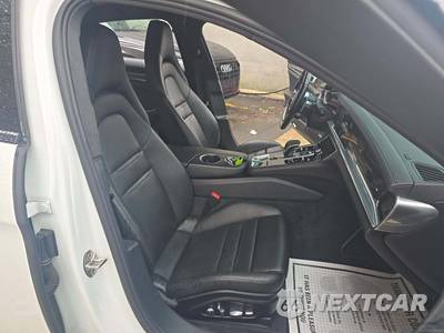 2018 Porsche Panamera 4 - zdjęcie 18 z 23 - miniatura