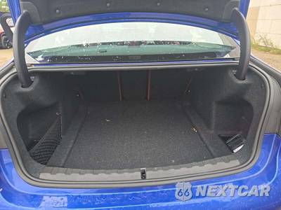 2024 BMW 3 Series Sedan 330i xDrive M SPORT LINE - zdjęcie 14 z 22 - miniatura