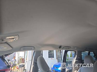2017 Toyota Sienna LE 7-Passenger 119.3" WB - zdjęcie 11 z 29 - miniatura