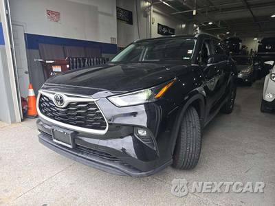 2022 Toyota Highlander XLE - zdjęcie 1 z 21 - miniatura