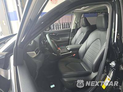 2022 Toyota Highlander XLE - zdjęcie 6 z 21 - miniatura