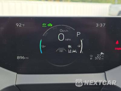 2026 Toyota Prius Plug-In Hybrid XSE Premium - zdjęcie 6 z 18 - miniatura