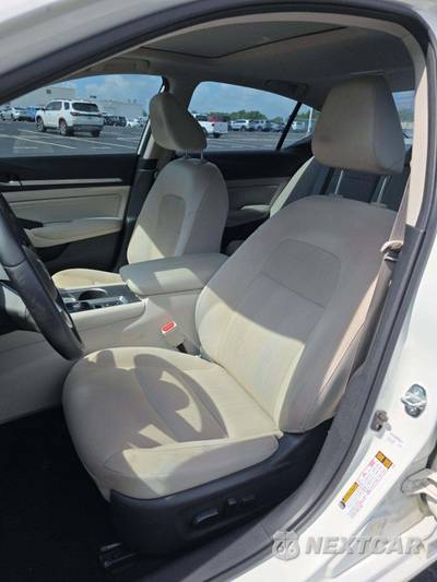 2019 Nissan Altima SV - zdjęcie 6 z 21 - miniatura