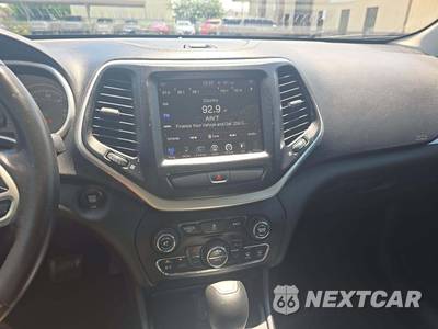 2018 Jeep Cherokee Latitude Plus - zdjęcie 7 z 30 - miniatura
