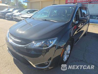 2017 Chrysler Pacifica Touring L 121.6" WB - zdjęcie 1 z 25 - miniatura
