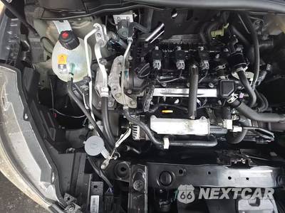 2025 Nissan Versa SR - zdjęcie 19 z 19 - miniatura