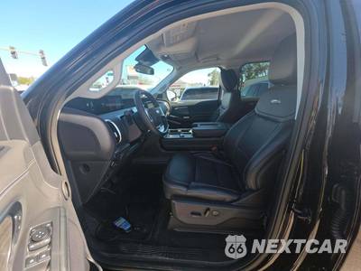 2027 Ford Expedition Platinum - zdjęcie 6 z 24 - miniatura