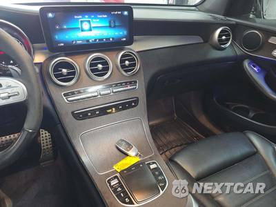 2022 Mercedes-Benz AMG GLC 43 4MATIC - zdjęcie 10 z 26 - miniatura