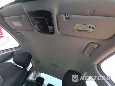 2025 Hyundai Sonata SEL - zdjęcie 8 z 21 - miniatura