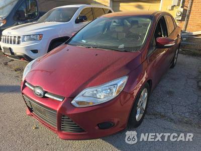 2013 Ford Focus SE Sedan - zdjęcie 1 z 32 - miniatura