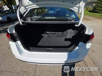 2024 Nissan Versa S - zdjęcie 14 z 24 - miniatura
