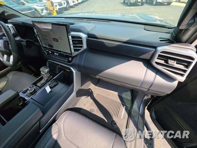 2023 Toyota Tundra Platinum Crew Cab Short Bed - zdjęcie 16 z 19 - miniatura