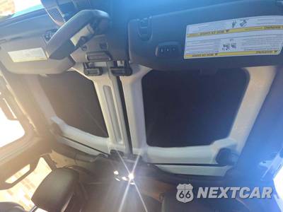 2021 Jeep Gladiator Rubicon Crew Cab Medium Bed - zdjęcie 8 z 19 - miniatura