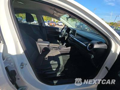 2022 Kia Forte LXS - zdjęcie 15 z 25 - miniatura