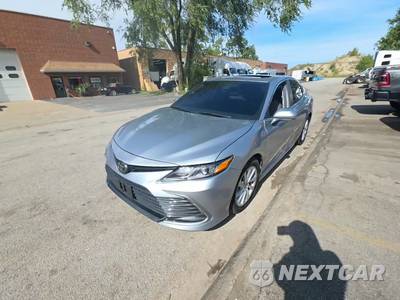 2024 Toyota Camry LE - zdjęcie 1 z 25 - miniatura