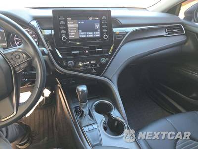 2022 Toyota Camry SE - zdjęcie 10 z 24 - miniatura
