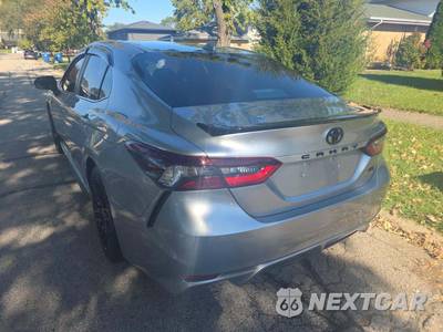 2022 Toyota Camry SE - zdjęcie 2 z 24 - miniatura