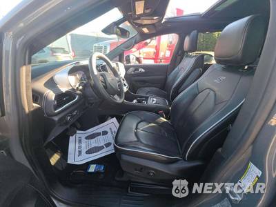 2025 Chrysler Pacifica Limited 121.6" WB - zdjęcie 3 z 22 - miniatura
