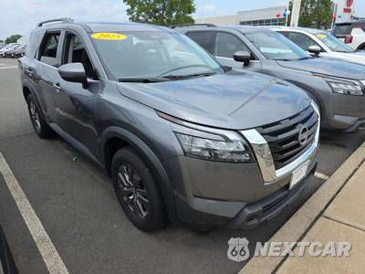 2025 Nissan Pathfinder SV - zdjęcie 4 z 22 - miniatura