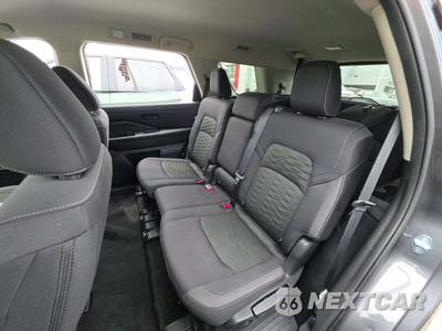 2025 Nissan Pathfinder SV - zdjęcie 13 z 22 - miniatura