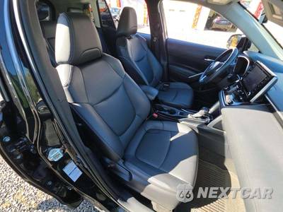 2022 Toyota Corolla Cross XLE - zdjęcie 18 z 25 - miniatura