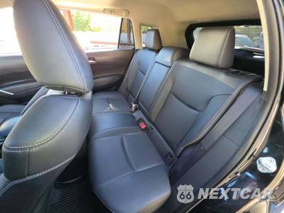 2022 Toyota Corolla Cross XLE - zdjęcie 13 z 25 - miniatura